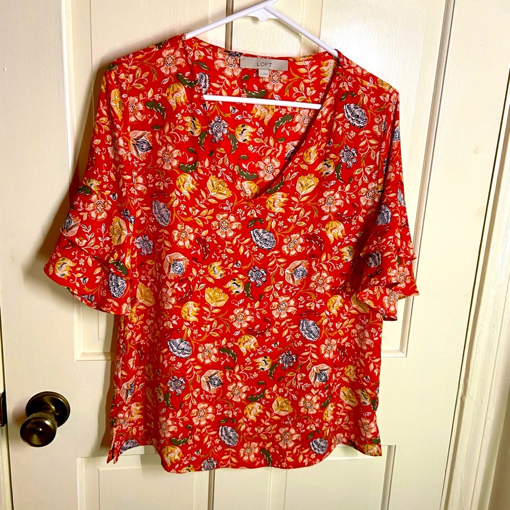 LOFT Floral Multicolor V-Neck Top Ruffled Flutter Sleeves Women’s Sz Small - Picture 3 of 6